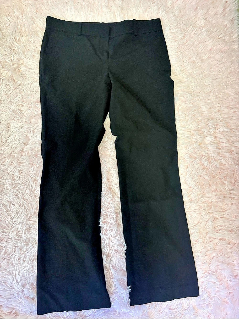 Ann Taylor Women's Flare Pants Black Size 6P Like New
